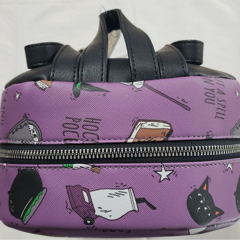 Disney Bioworld Purple Hocus Pocus Themed Backpack NWT - Picture 12 of 13